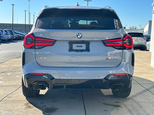 2024 BMW X3 M40i