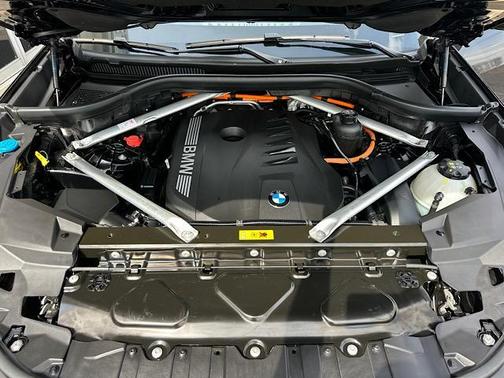Black Sapphire Metallic 2024 BMW X5 PHEV xDrive50e