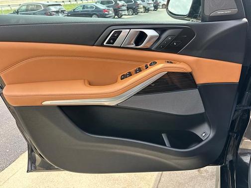 Black Sapphire Metallic 2024 BMW X5 PHEV xDrive50e