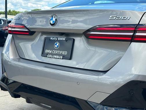 Gray Metallic 2025 BMW 530 i xDrive