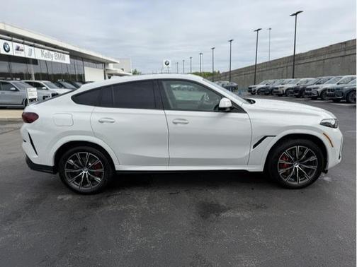 Alpine White 2026 BMW X6 xDrive40i