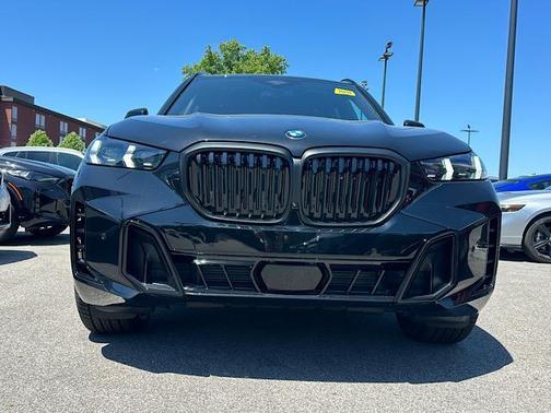 Black Sapphire Metallic 2026 BMW X5 xDrive40i