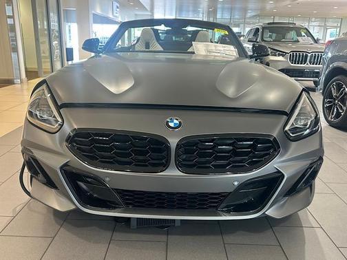 2026 BMW Z4 M40i