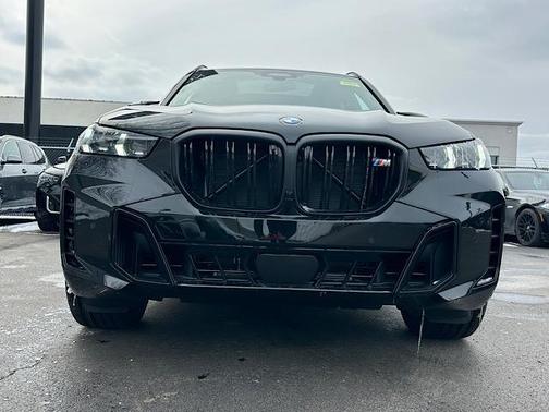 2026 BMW X5 M60i