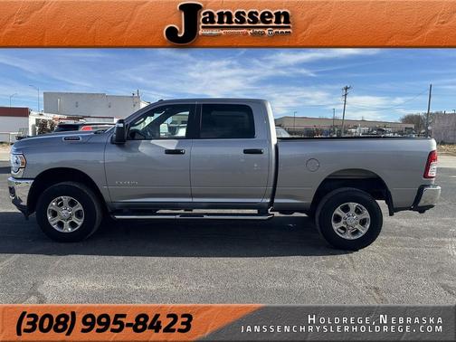 2024 RAM 2500 Big Horn Crew Cab 4x4 6'4' Box