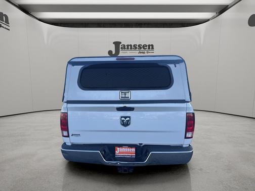 2017 RAM 2500 Tradesman Regular Cab 4x4 8' Box