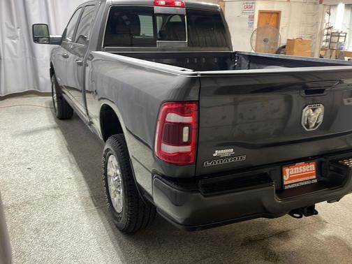 2024 RAM 2500 Laramie Crew Cab 4x4 6'4' Box