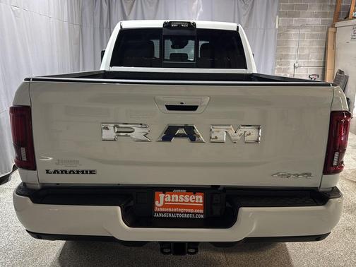 2025 RAM 2500 Laramie Crew Cab 4x4 6'4' Box