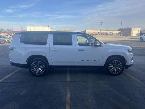 2024 Jeep Grand Wagoneer L Series III 4x4
