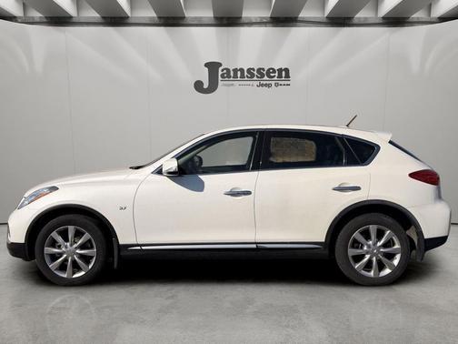 2017 INFINITI QX50 Base