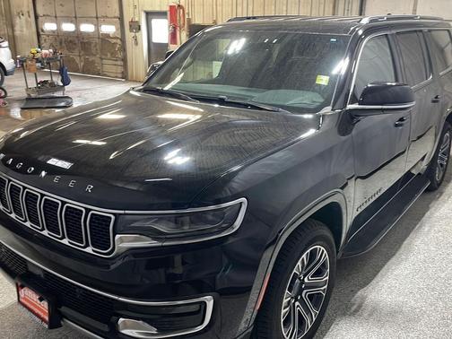 2024 Jeep Wagoneer L Series II 4x4