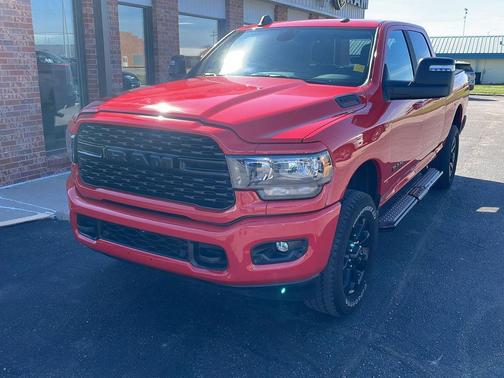 2024 RAM 2500 Big Horn Crew Cab 4x4 6'4' Box