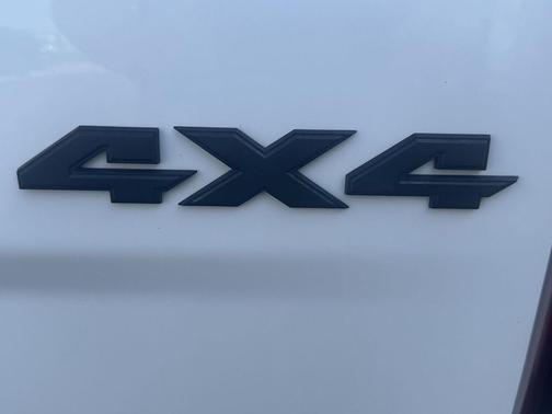 2024 RAM 1500 Classic Warlock Crew Cab 4x4 5'7' Box