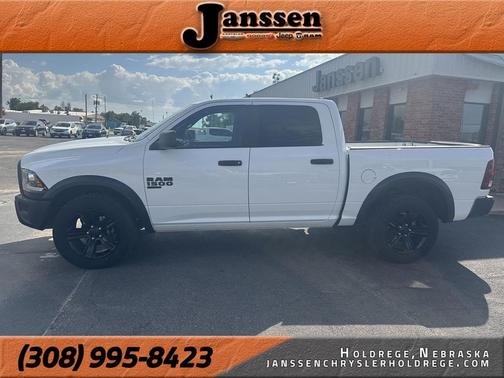 2024 RAM 1500 Classic Warlock Crew Cab 4x4 5'7' Box