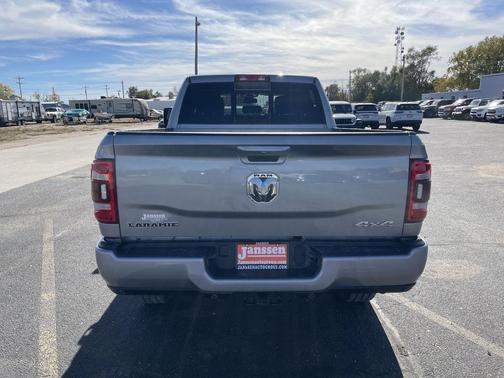 2024 RAM 2500 Laramie Crew Cab 4x4 6'4' Box