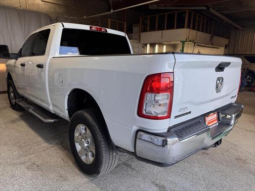 2023 RAM 2500 Big Horn Crew Cab 4x4 6'4' Box