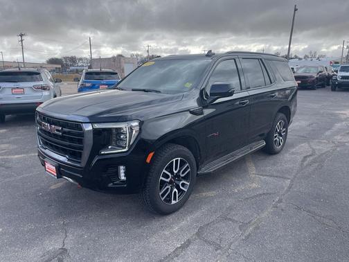 2024 GMC Yukon 4WD AT4