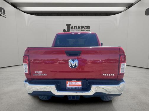 Flame Red Clearcoat 2024 RAM 2500 Big Horn Crew Cab 4x4 6'4' Box