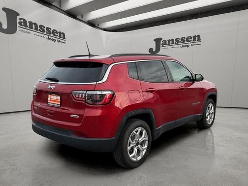 2025 Jeep Compass Latitude