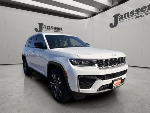 Bright White Clearcoat 2027 Jeep Grand Cherokee Limited