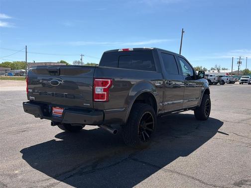 Magnetic Metallic 2018 Ford F-150 XLT