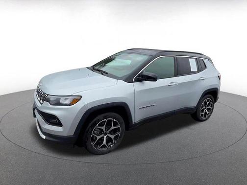 Silver Zynith Metallic Clearcoat 2025 Jeep Compass Limited