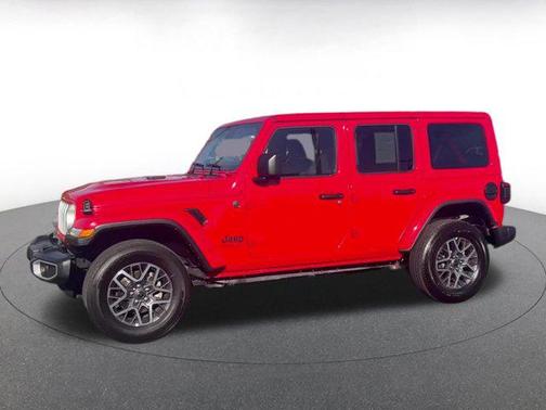 2025 Jeep Wrangler 4-Door Sahara 4x4