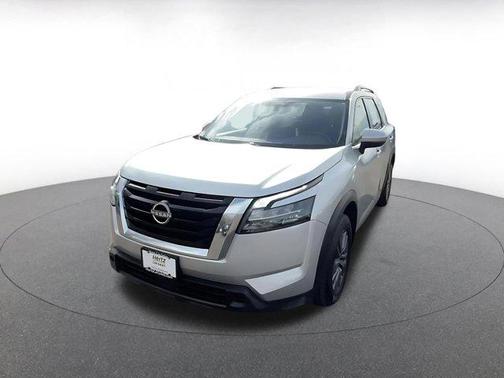 2025 Nissan Pathfinder SV 4WD