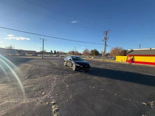 2025 Mazda Mazda3 FWD w/Preferred Package