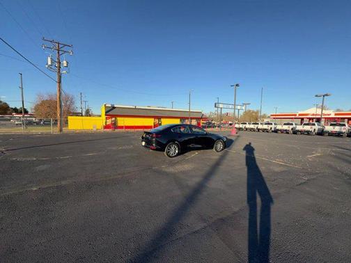 2025 Mazda Mazda3 FWD w/Preferred Package