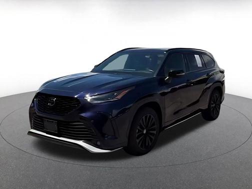 Blueprint 2025 Toyota Highlander LE