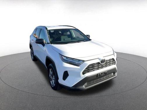 2025 Toyota RAV4 Hybrid LE