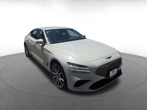 Vatna Gray 2025 Genesis G70 2.5T