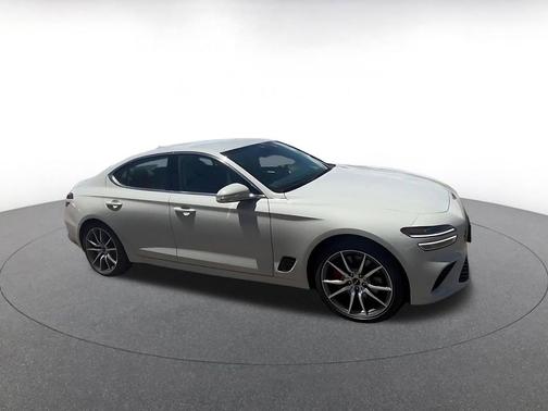 Vatna Gray 2025 Genesis G70 2.5T