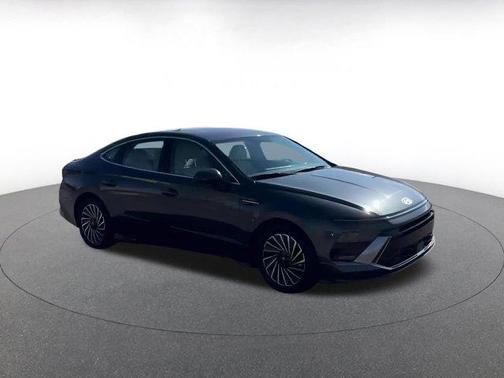 2024 Hyundai SONATA Hybrid SE