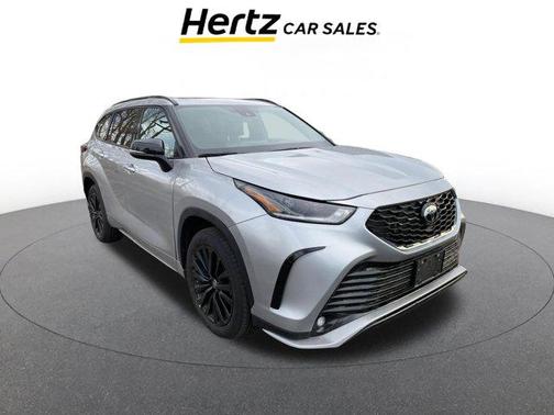 2025 Toyota Highlander LE