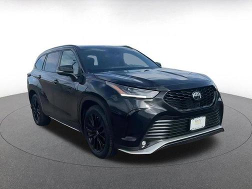 2024 Toyota Highlander XSE