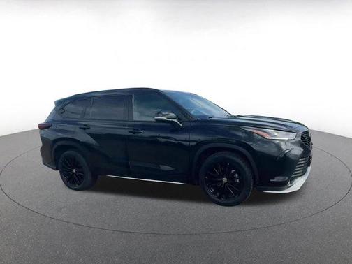 2024 Toyota Highlander XSE
