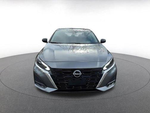 Gun Metallic 2025 Nissan Altima SV FWD