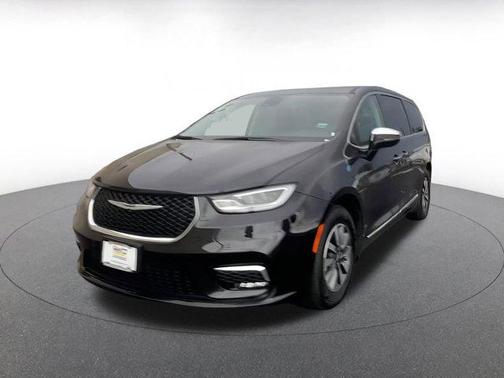 2023 Chrysler Pacifica Hybrid Limited