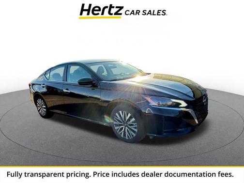 Super Black 2025 Nissan Altima SV FWD