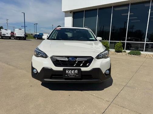 Crystal White Pearl 2023 Subaru Crosstrek PREMIUM