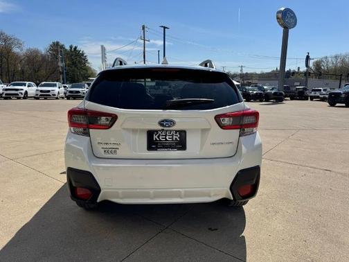 Crystal White Pearl 2023 Subaru Crosstrek PREMIUM
