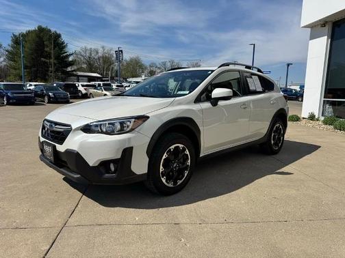Crystal White Pearl 2023 Subaru Crosstrek PREMIUM