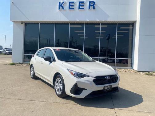 Crystal White Pearl 2024 Subaru Impreza BASE