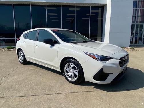 Crystal White Pearl 2024 Subaru Impreza BASE