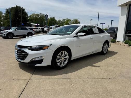 Summit White 2025 Chevrolet Malibu LT W/1LT