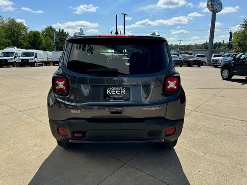 2020 Jeep Renegade TRAILHAWK
