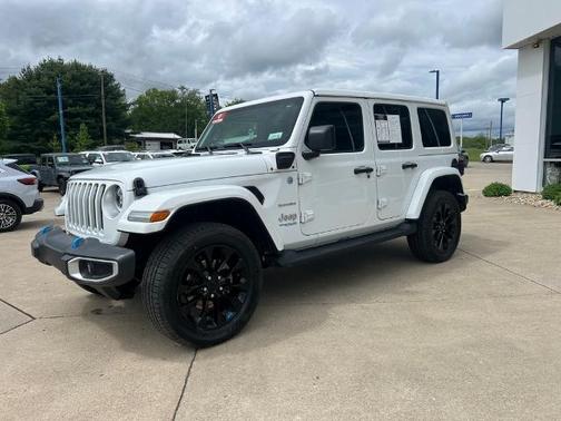 2022 Jeep Wrangler Unlimited SAHARA