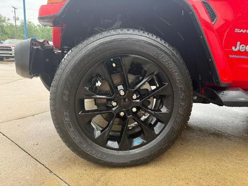 2023 Jeep Wrangler SAHARA